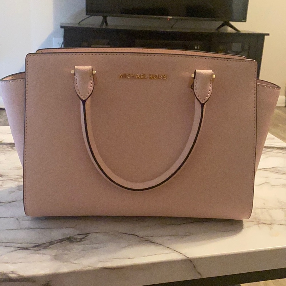 Michael Kors pink bag